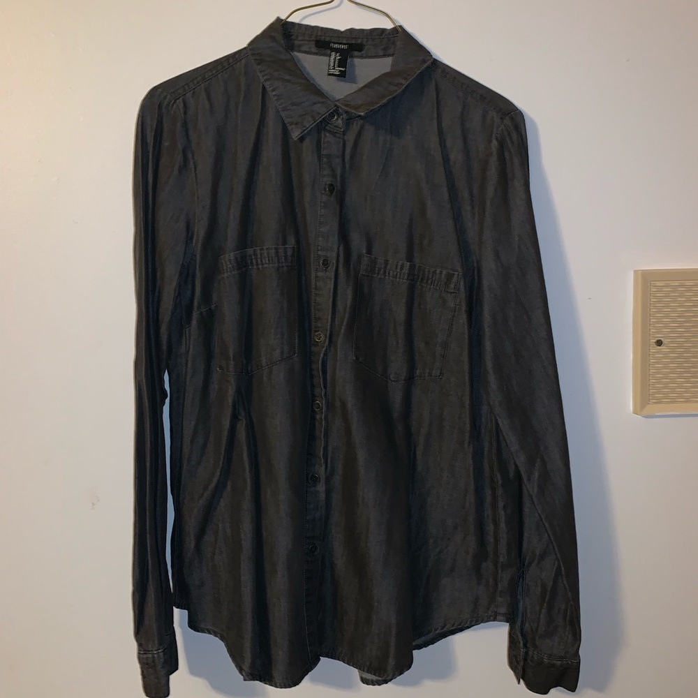 Forever21 grey button down shirt